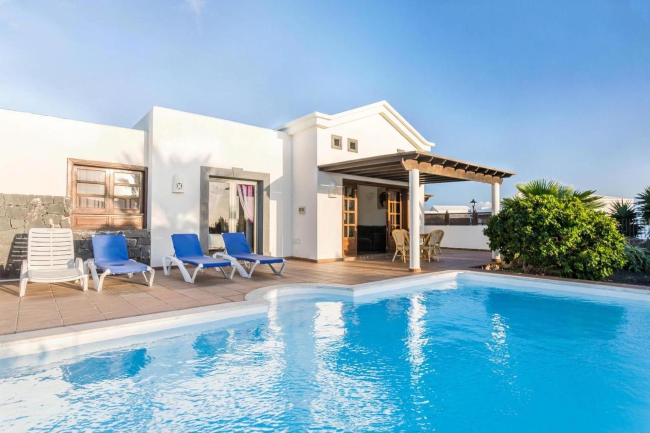Villa Tania - Villa Independiente Con Piscina Privada Playa Blanca  Zewnętrze zdjęcie