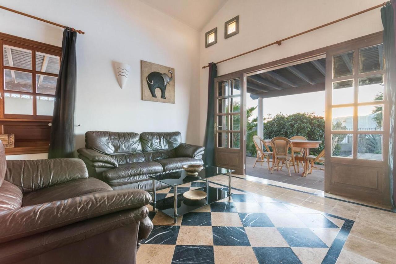 Villa Tania - Villa Independiente Con Piscina Privada Playa Blanca  Zewnętrze zdjęcie